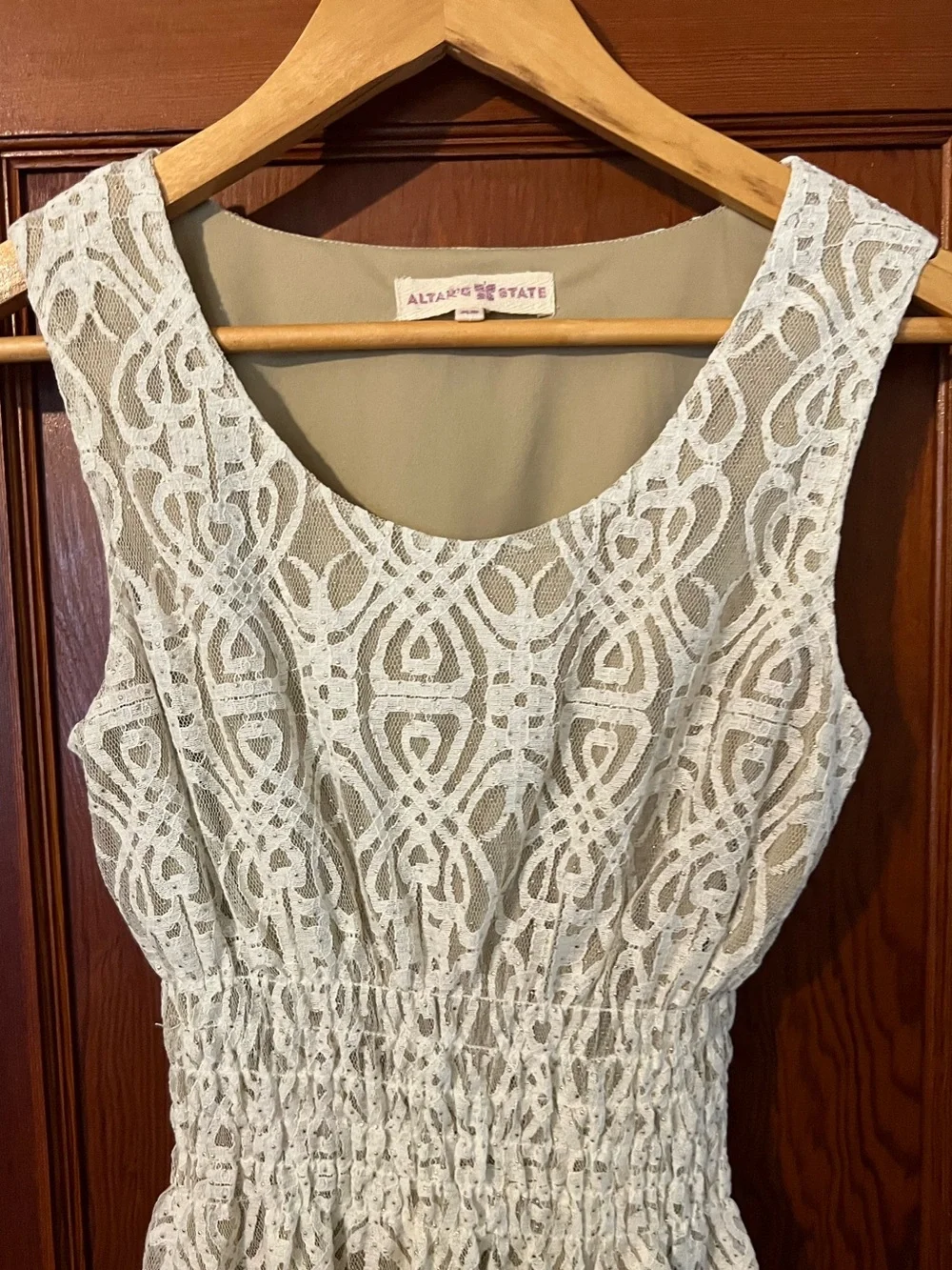 Altar’d State Cream Lace Boho Dress XS Gold Fleck Sleeveless Fit & Flare